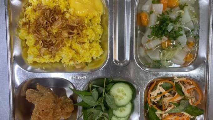 Phát hiện nhiều loại vi khuẩn trong món ăn tại trường ISChool Nha Trang