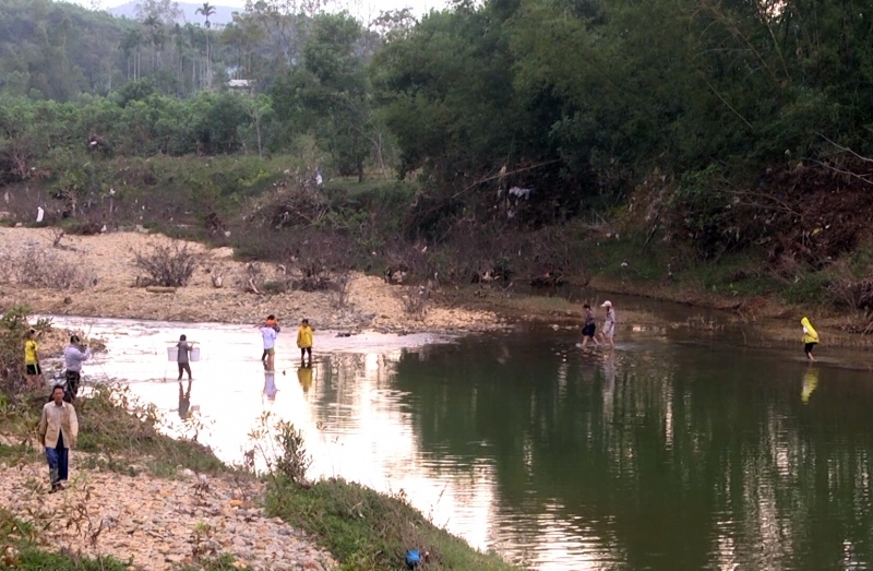 Vụ sụt lún cầu ở Quảng Nam: Mở đường tạm trong thời gian khắc phục