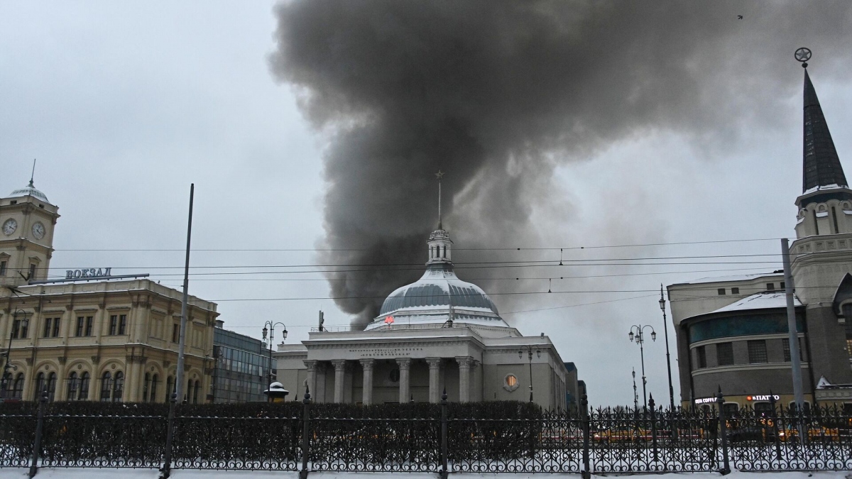Cháy nhà kho tại trung tâm Moscow (Nga), 6 người thiệt mạng