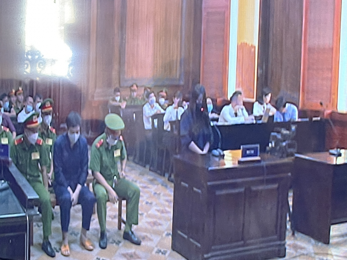 Bị cáo Nguyễn Võ Quỳnh Trang thừa nhận đã hành hạ dã man bé gái 8 tuổi