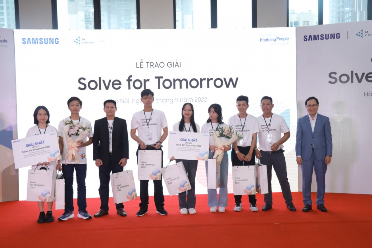 Samsung Việt Nam công bố kết quả cuộc thi Solve for Tomorrow 2022