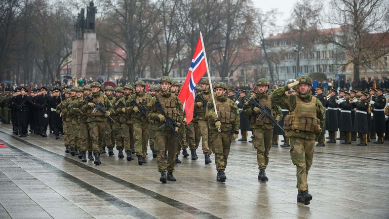Na Uy - Quốc gia NATO nâng mức cảnh báo quân đội vì xung đột Nga-Ukraine