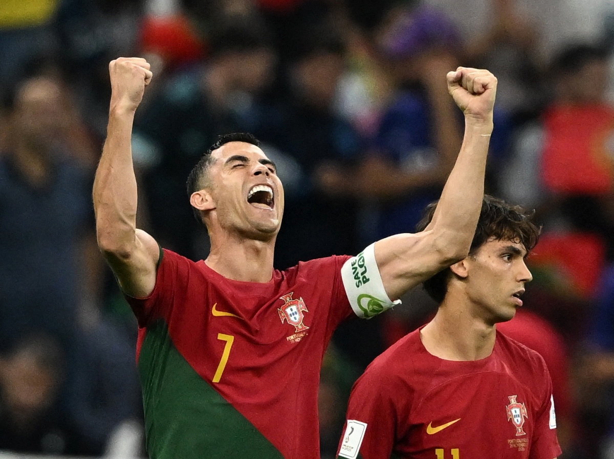 Ronaldo ăn mừng "nhầm" bàn thắng của Bruno, hụt kỷ lục ở World Cup