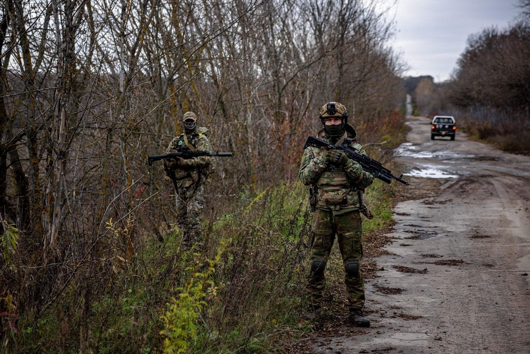 Ukraine có lợi thế trên chiến trường nhưng cơ hội phản công mong manh