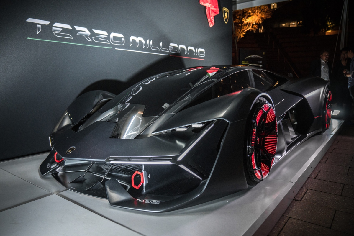 Ông chủ Lamborghini chia sẻ về điểm nổi bật của siêu xe điện sắp ra mắt