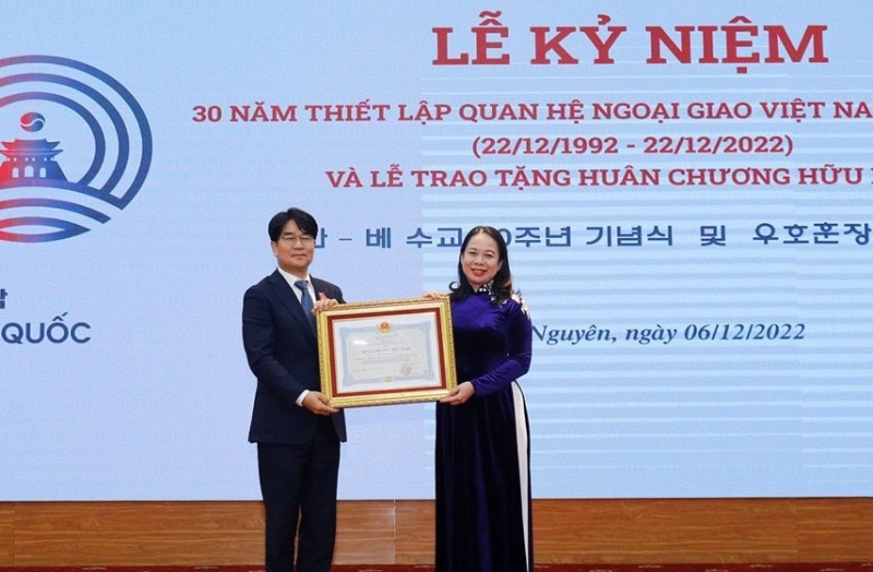 Lễ kỷ niệm 30 năm thiết lập quan hệ ngoại giao Việt Nam - Hàn Quốc