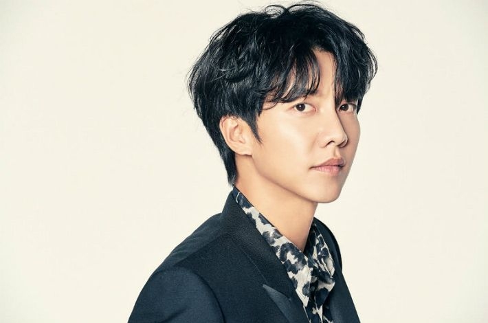 Lee Seung-gi chấm dứt hợp đồng với công ty gắn bó 18 năm