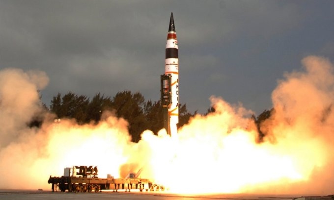 Ấn Độ phóng thử thành công tên lửa đạn đạo Agni-5