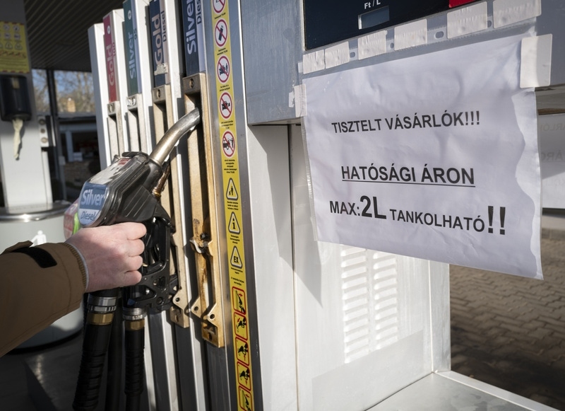 Trạm xăng ở Hungary phải tạm thời đóng cửa do thiếu nhiên liệu