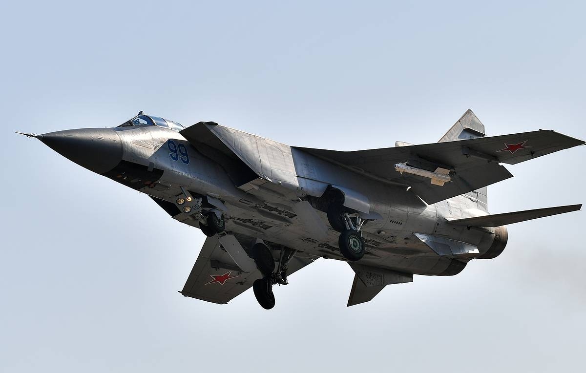 Sức mạnh “quái thú” MiG-31BM – đối thủ đáng gờm của F-16 ở Ukraine