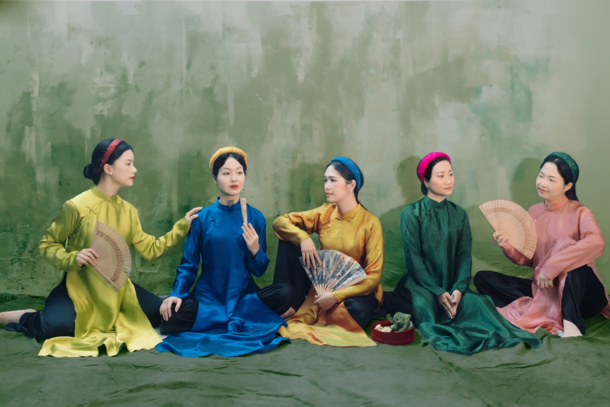 Dự án “Phụ nữ trong tranh” tôn vinh và bảo tồn nét đẹp truyền thống