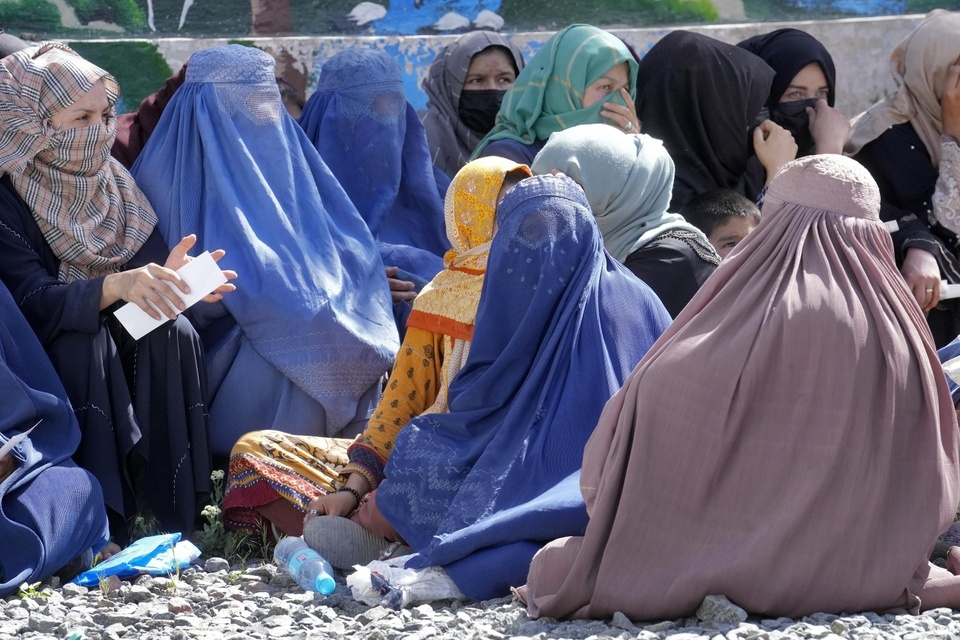 Taliban liên tiếp ra lệnh cấm mới đối với phụ nữ Afghanistan