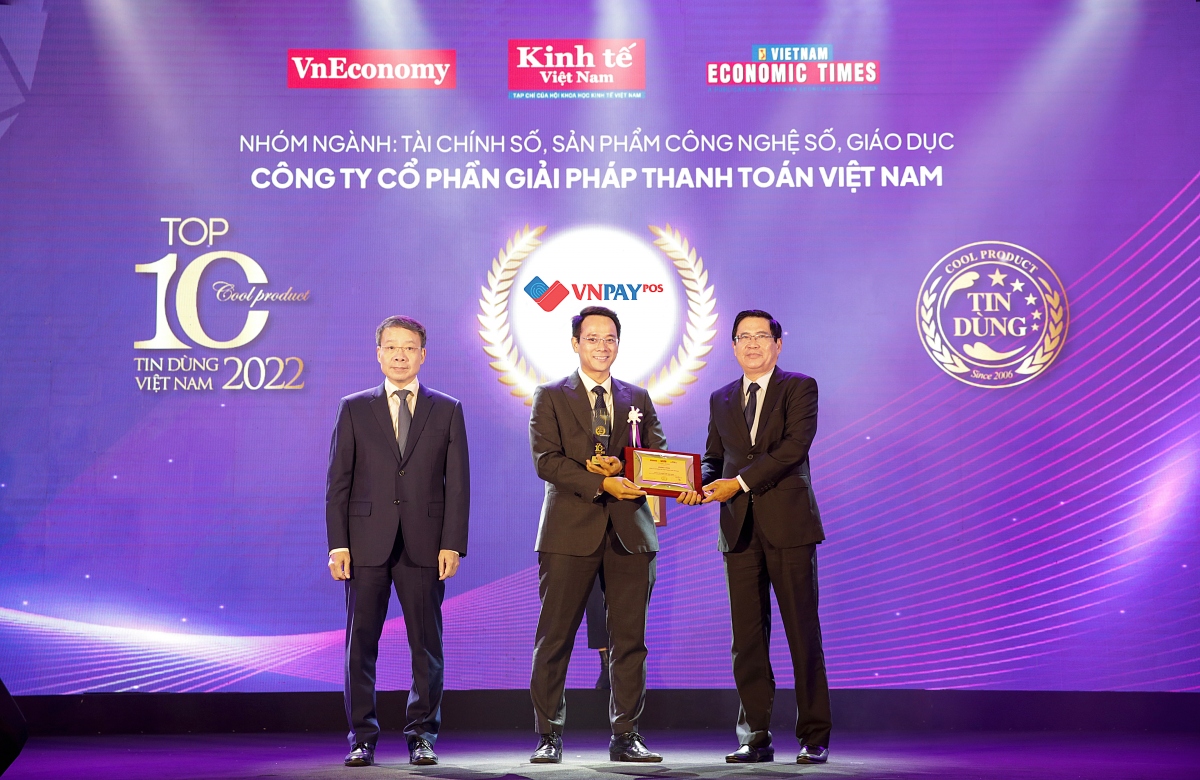 VNPAY-POS đạt danh hiệu Top 10 sảm phẩm - dịch vụ Tin dùng Việt Nam 2022