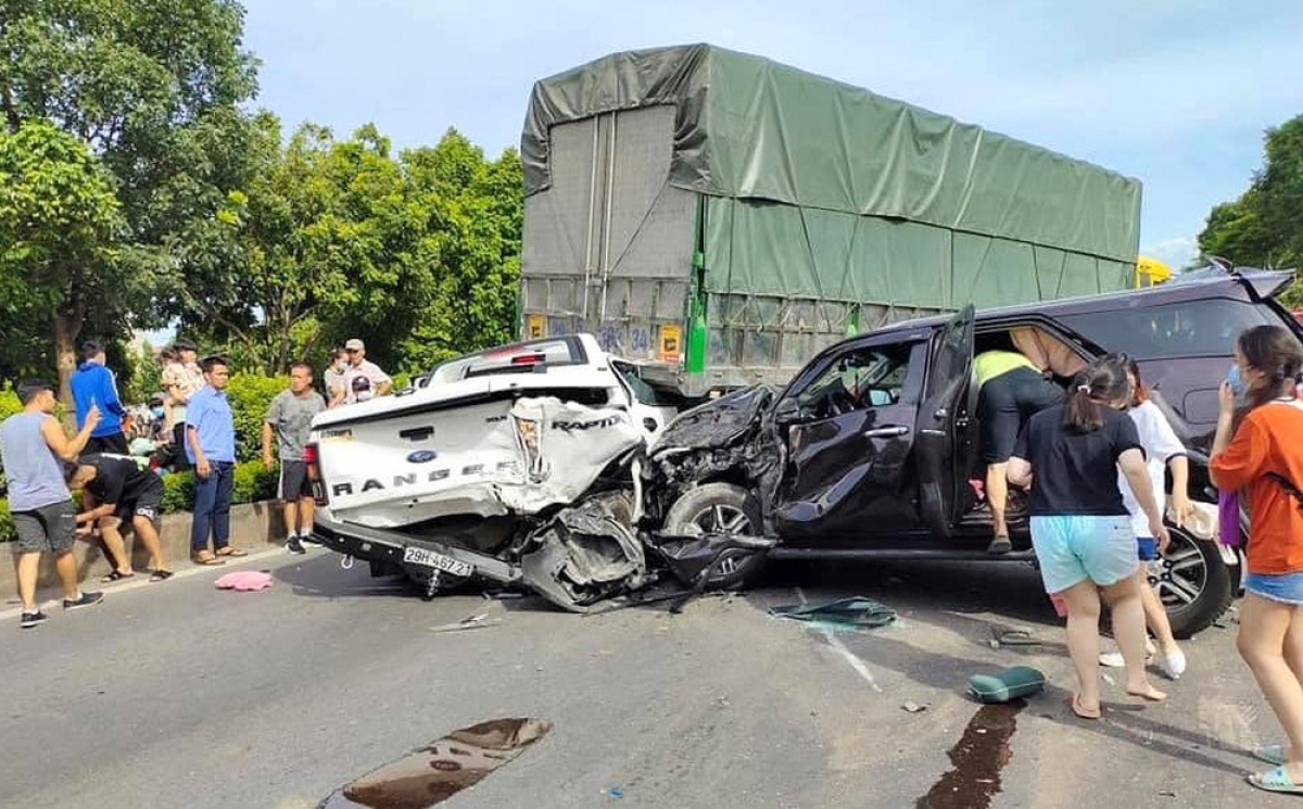 Bộ trưởng Bộ GTVT: Lật từng nguyên nhân để tìm giải pháp kéo giảm TNGT