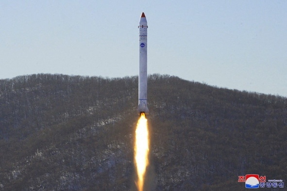 Triều Tiên xác nhận thử nghiệm công nghệ vệ tinh do thám