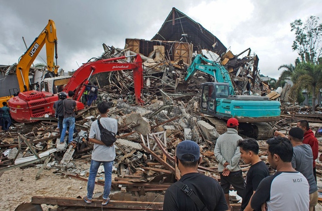Động đất mạnh ở miền Đông, Indonesia ban bố cảnh báo sóng thần