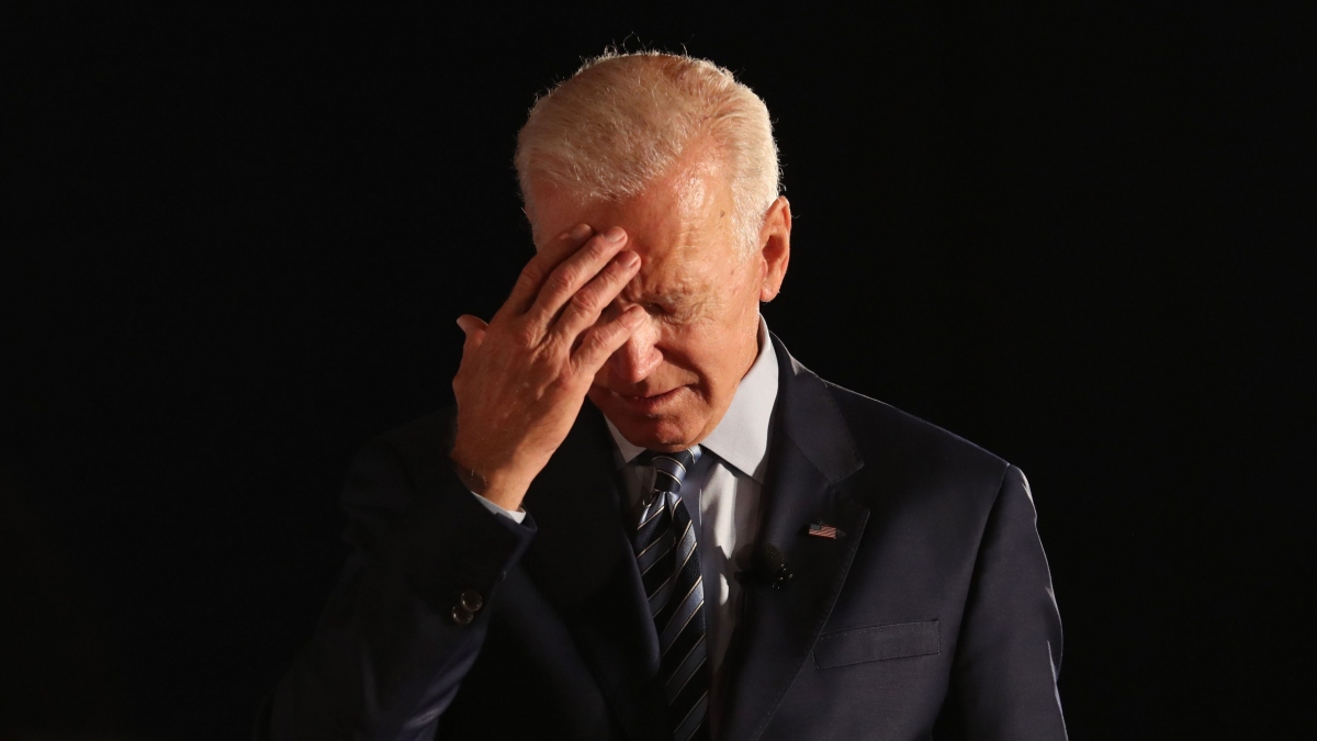 Đằng sau sự cố tài liệu mật: “Tảng đá ngáng đường” chính quyền Tổng thống Biden?