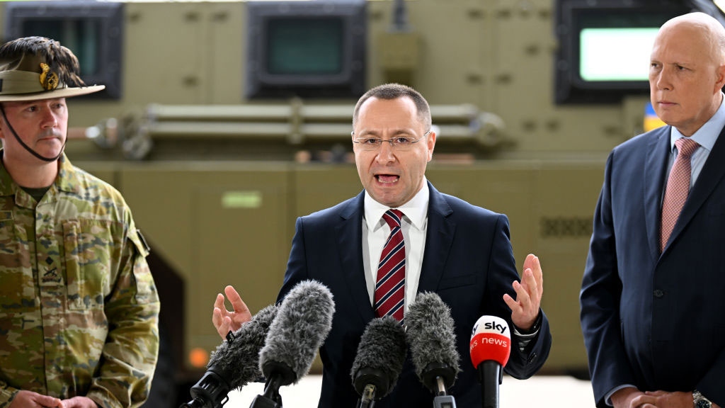 Ukraine kêu gọi Australia viện trợ xe tăng để giành chiến thắng ở mặt trận phía Đông