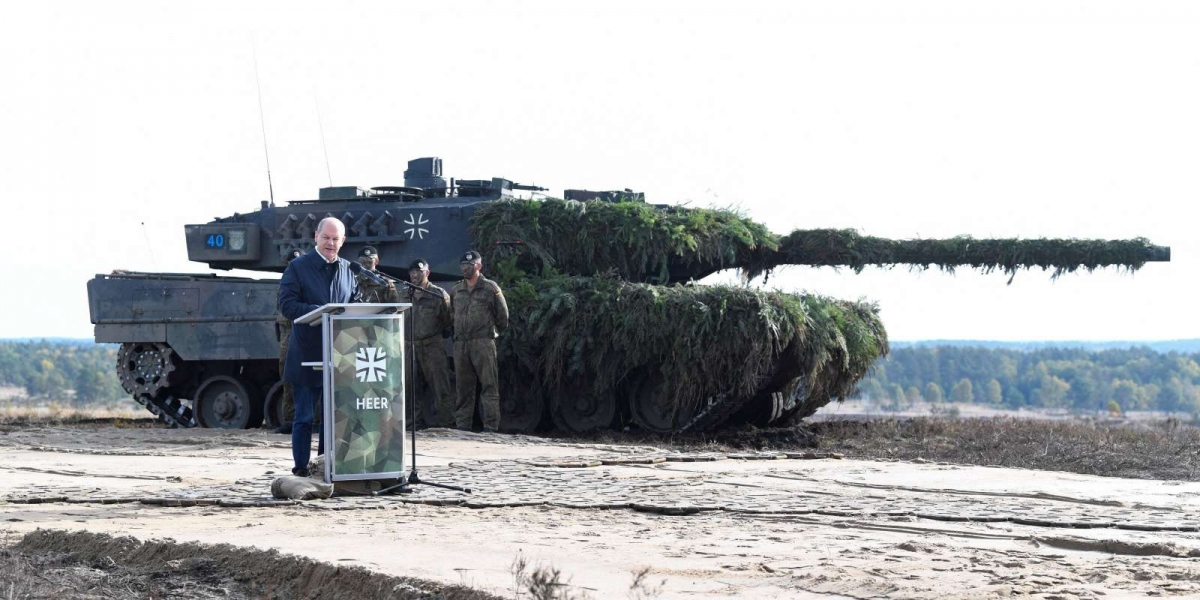 Đức chính thức viện trợ xe tăng Leopard 2 cho Ukraine