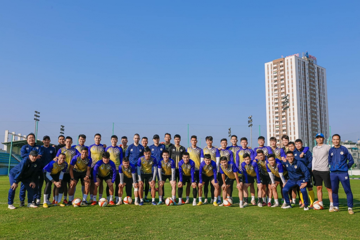 HLV Bandovic: Hà Nội FC không bị ảnh hưởng nhiều khi chia tay Văn Hậu