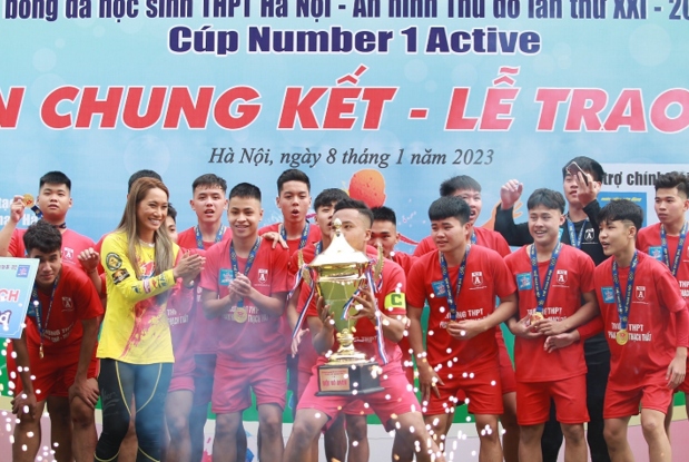 Giải bóng đá học sinh THPT Hà Nội - An ninh Thủ đô lần thứ XXI đã tìm ra nhà vô địch