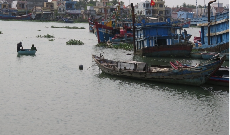 8 ngư dân bị chìm tàu ở Quảng Ngãi được cứu sống