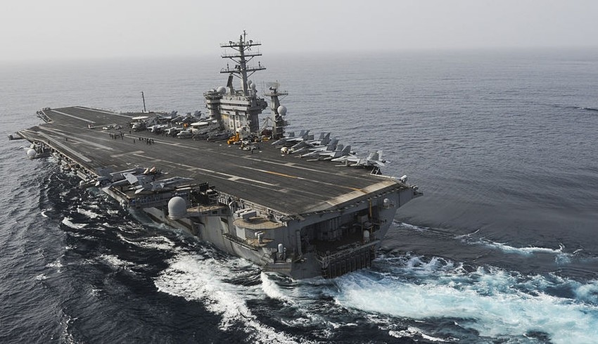 Nhóm tác chiến tàu sân bay USS Nimitz của Mỹ diễn tập ở Biển Đông