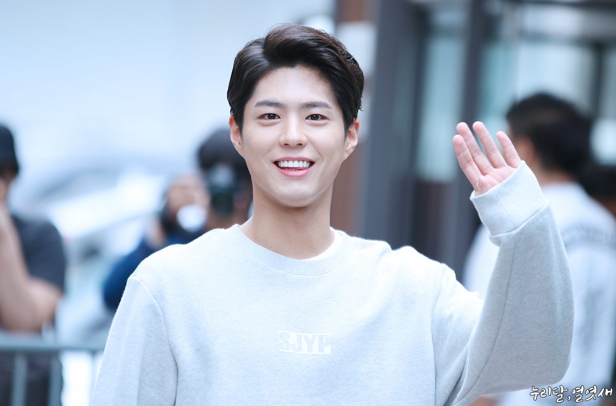 Không phải HYBE, Park Bo Gum chính thức về "chung nhà" với Taeyang (BIGBANG)