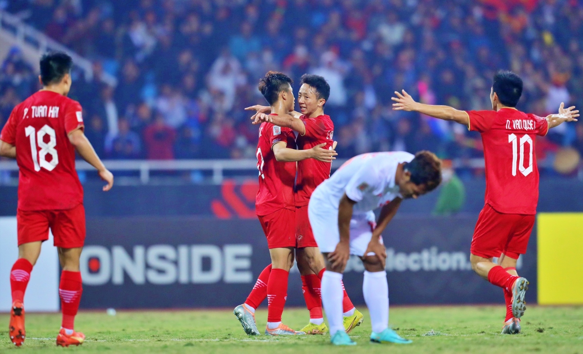 Highlights ĐT Việt Nam 3-0 ĐT Myanmar: Thẳng tiến vào bán kết