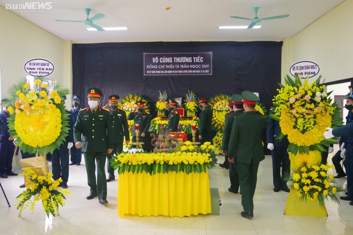 Xúc động lễ tang Thiếu tá phi công Trần Ngọc Duy
