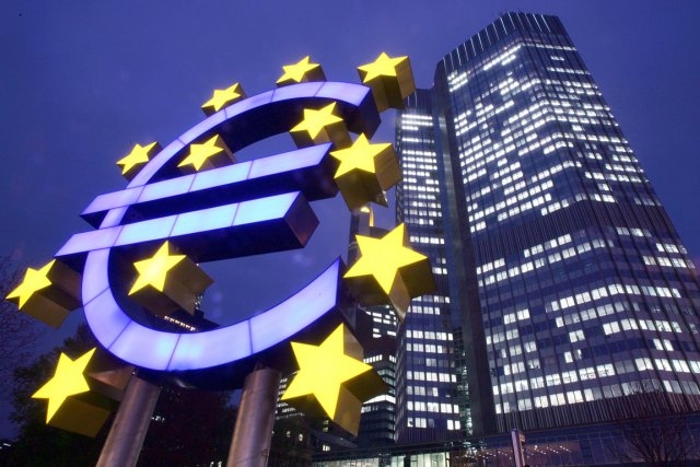 EU thoát suy thoái, nâng dự báo tăng trưởng kinh tế 2023 