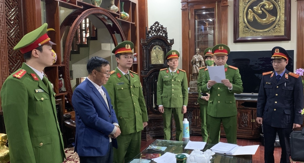 Bắt tạm giam nguyên Phó Chủ tịch tỉnh Hà Nam Trương Minh Hiến