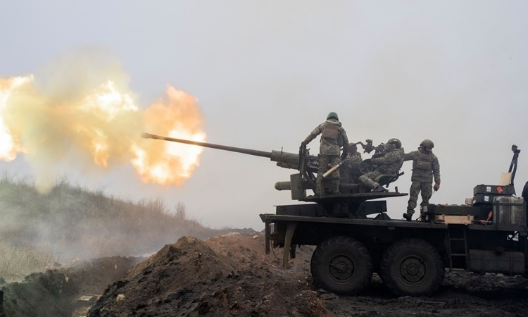 Báo Mỹ: Nga chuẩn bị hàng nghìn xe tăng cho cuộc tấn công lớn