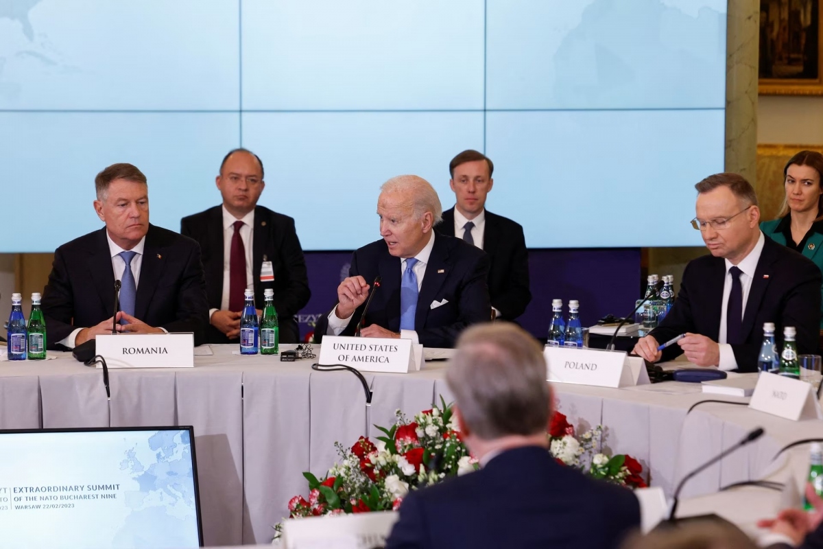 Tổng thống Mỹ Biden trấn an các đồng minh NATO sau cảnh báo hạt nhân của Nga