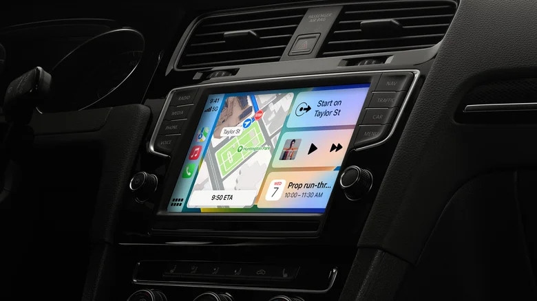 So sánh Apple CarPlay với Android Auto