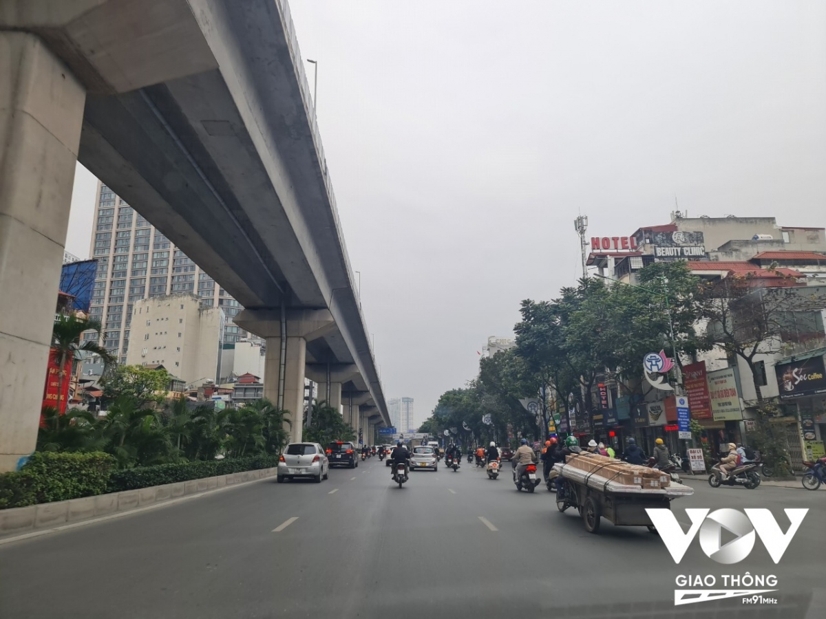 Hà Nội: Nửa năm nhìn lại dự án phân làn trên đường Nguyễn Trãi