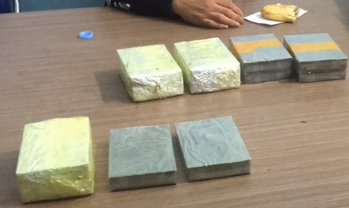 Hải Phòng: Bắt giữ 3 đối tượng vận chuyển 12 bánh heroin