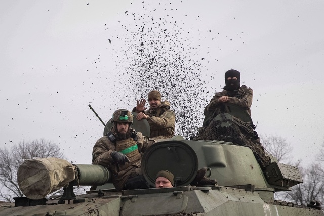 Phó chỉ huy lực lượng vệ binh Ukraine: “Mỗi giờ ở Bakhmut trôi qua như địa ngục"