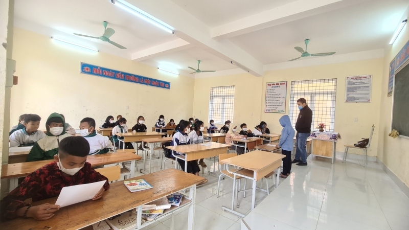 Quảng Bình bổ sung hợp đồng lao động để giải bài toán thiếu giáo viên