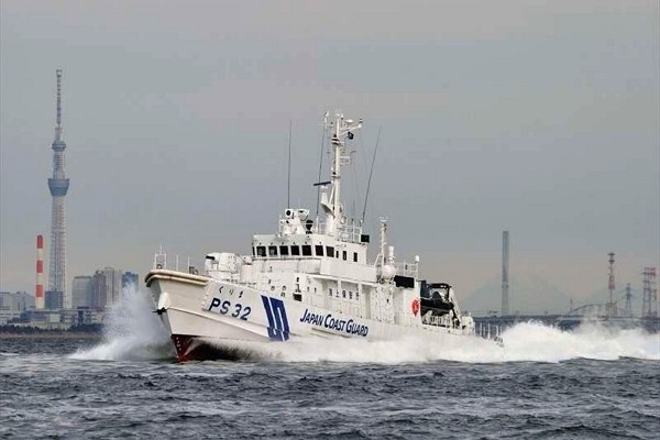 7 người mất tích sau vụ lật tàu đánh cá ngoài khơi Tây Nam Nhật Bản