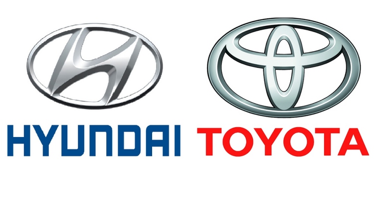 Thị trường ô tô Việt đầu năm 2023: Cuộc cạnh tranh của Hyundai và Toyota