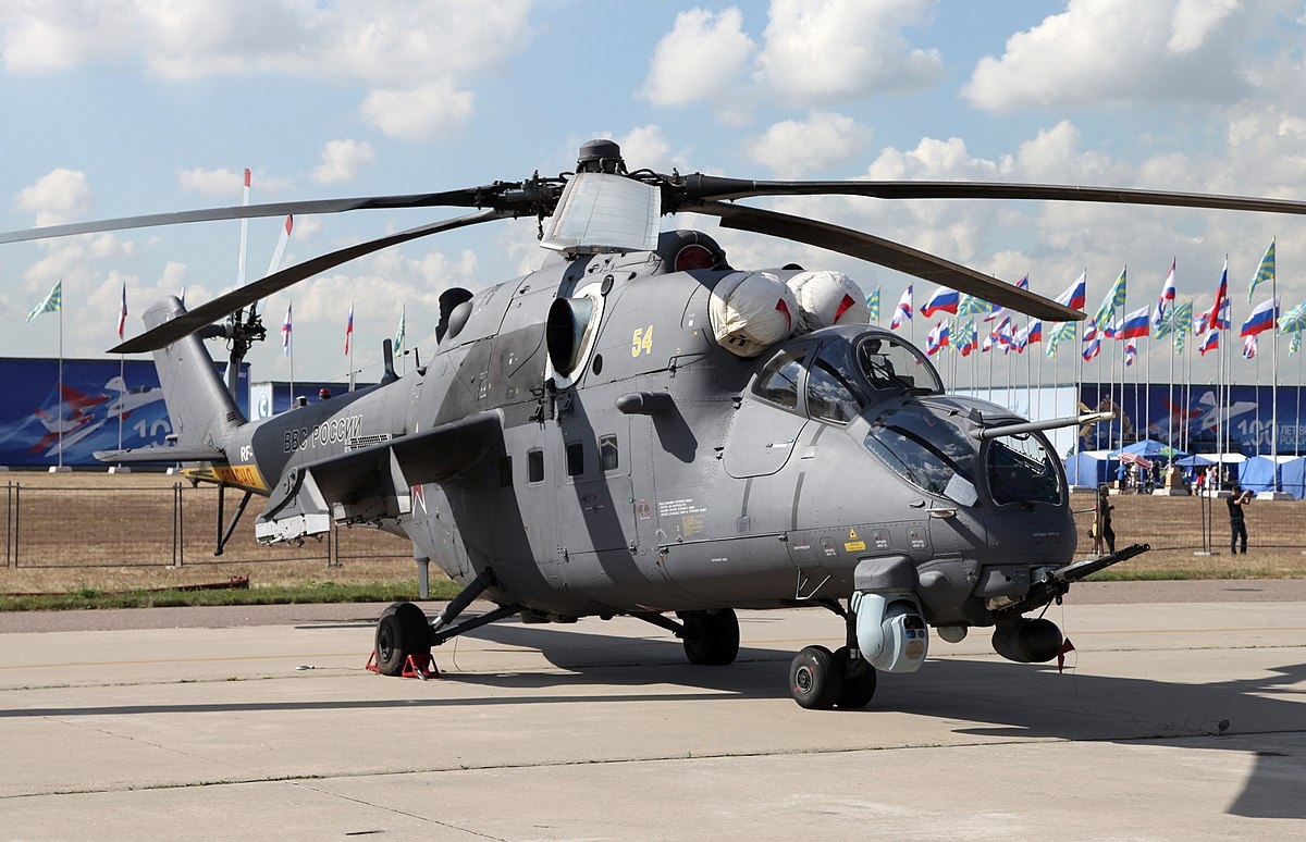 Cách phi công Mi-35 của Nga né tránh hỏa lực phòng không Ukraine