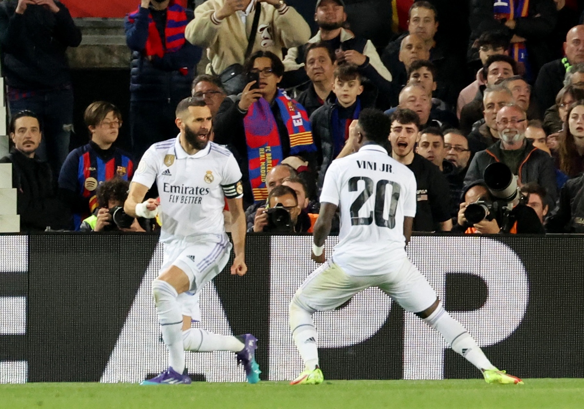 Benzema ''nhấn chìm'' Barca tại Camp Nou, Real Madrid thẳng tiến chung kết Cúp Nhà vua