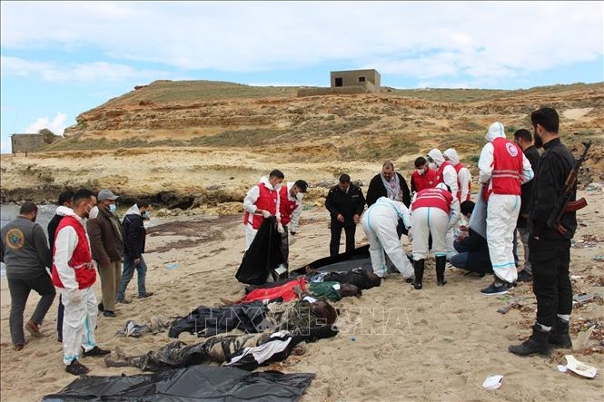 Ít nhất 55 người di cư thiệt mạng trong vụ chìm thuyền ngoài khơi Libya