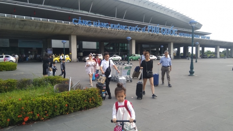 Giá vé máy bay đến Phú Quốc tăng cao, rào cản lớn đối với du lịch