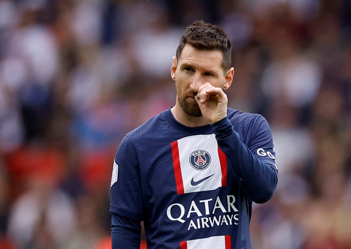 SỐC: Messi bị PSG kỷ luật nội bộ