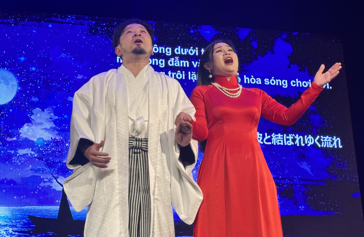 Nghệ sĩ Nhật Bản gây bất ngờ khi hát tiếng Việt trong vở opera “Công nữ Anio”