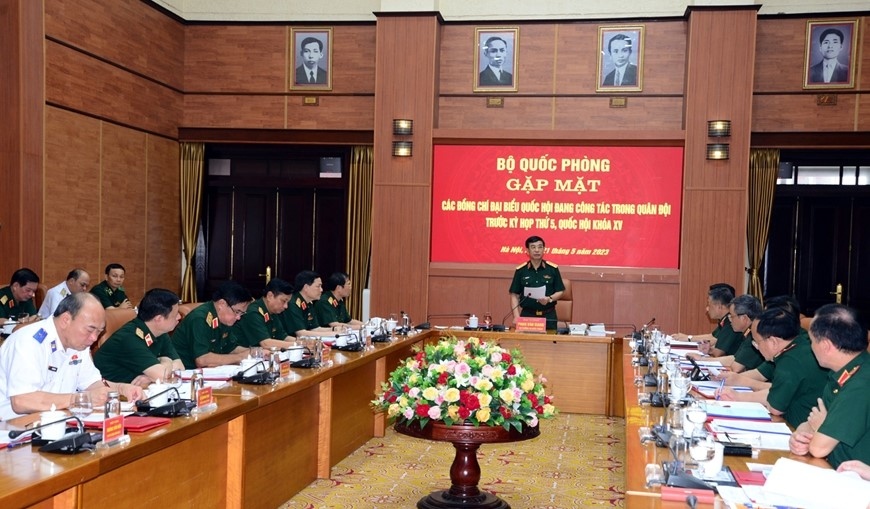 Đại tướng Phan Văn Giang gặp mặt các đại biểu Quốc hội đang công tác trong quân đội