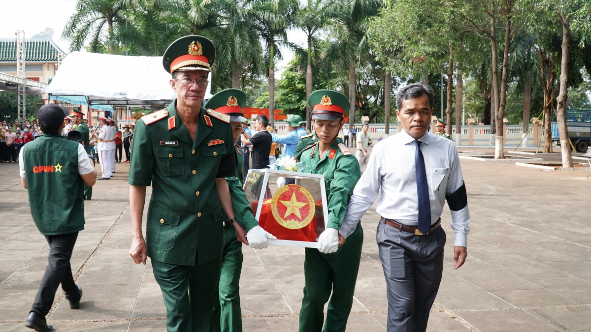 Gia Lai truy điệu và an táng 22 hài cốt liệt sĩ được quy tập từ Campuchia