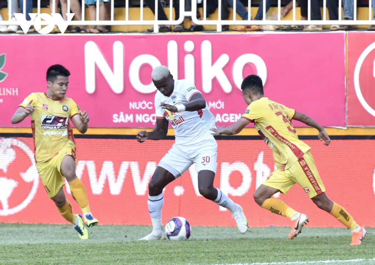 Lịch thi đấu bóng đá hôm nay (19/5): V-League 2023 sôi động trở lại